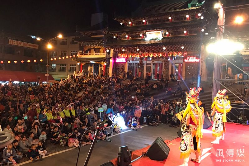 2019年時,台灣知名藝術團體九天民俗技藝團應立委李昆澤邀請於三鳳宮前熱鬧開演。(資料照,徐炳文攝)