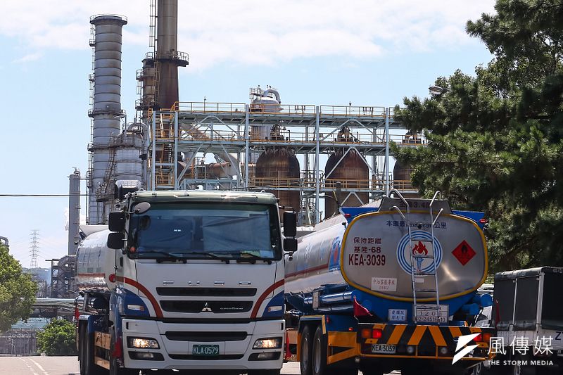 過去2年時間,中油和退休員工打官司大多敗訴,補發超過1億元的退休金,但仍未將夜點費納為工資。(資料照,顏麟宇攝)