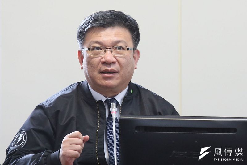 台電孫公司「星能電力」經理人邱銘哲原是民進黨智庫研究員,最近面臨「被辭職」,據指出,下指令的是經濟部,圖為經濟部次長曾文生。(資料照,柯承惠攝)