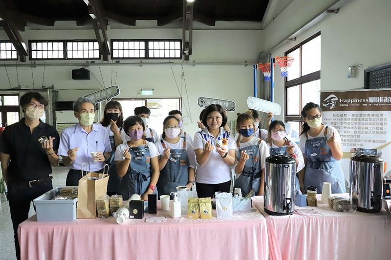 品德教育博覽會雲縣各鄉鎮22所國高中和小學設攤展示教學成果和闖關體驗活動。(圖/雲林縣政府提供)