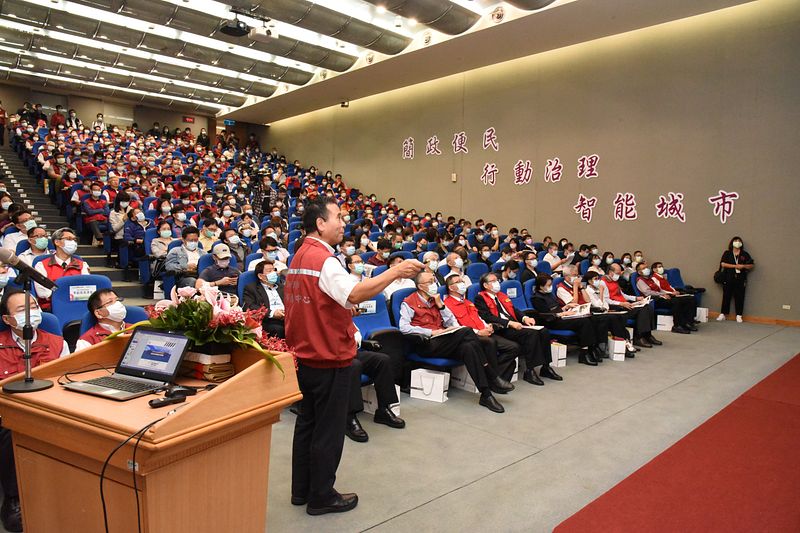 新北市政府在「行政院災害防救業務訪評」中蟬聯直轄市組冠軍。(圖/新北市政府消防局)