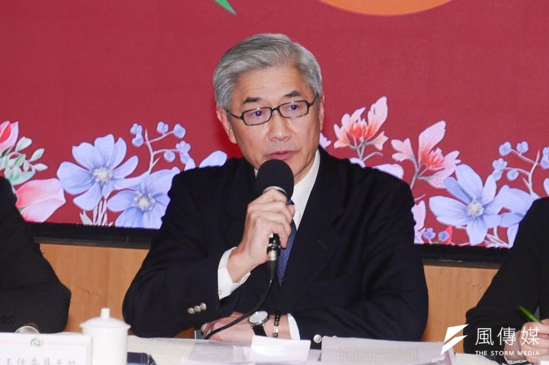 金管會主委黃天牧將出任台灣金控董事長。圖為黃天牧今年1月30日出席金管會新春記者會。(資料照,蔡親傑攝)