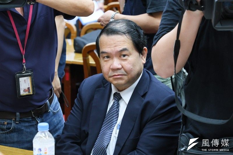63歲的金管會檢查局長張子浩將於今年8月退休,同事們感到詫異。圖為張子浩本周三出席立院財委會。(顏麟宇攝)