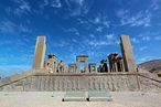 相傳被列為世界文化遺產之一的伊朗古波斯宮殿「波斯波利斯」，就是出於精靈的巧手。（Mostafa Meraji@Unsplash）