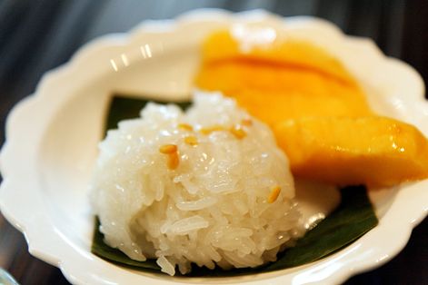 泰國政府擬為甜點芒果糯米飯申請非物質文化遺產。（Dennis Wong@Wikipedia/CC BY 2.0）