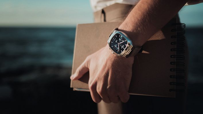 Glashütte Original 格拉蘇蒂原創為其深受歡迎的 Seventies 七零年代腕錶再添新作(圖/Glashütte Original 提供)