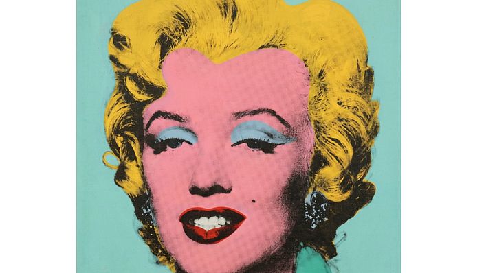 安迪・沃荷(Andy Warhol)的《槍擊瑪麗蓮(鼠尾草藍色)》。(圖/Christie’s Inc. 提供)