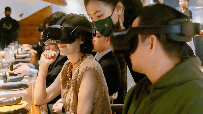 結合 VR 金獎導演黃心健、米其林國際名廚江振誠、當代表演藝術家張逸軍的《Origin NFT 創世樹》NFT,是藝術藏家「覽山樓主人」第一個嘗試的 NFT 收藏(圖/EchoX 提供)