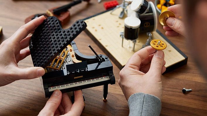 樂高 21334 爵士四重奏盒組(圖/樂高七號 LEGO7 Instagram 帳號)