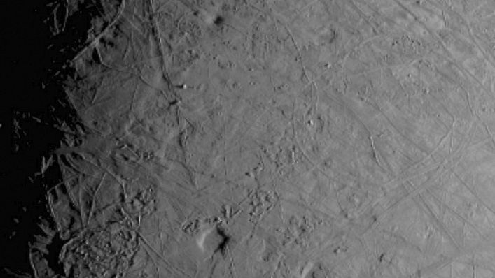 NASA 探索生命可能移居之地,近距離拍攝木星衛星的海洋照片(圖/美聯社)