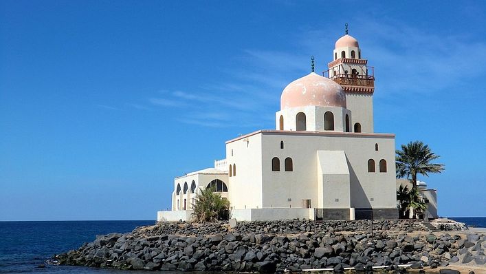 中國改用人民幣買石油、頂尖拍賣行湧入年輕買家,以及其他一週商業大事(圖/AnonymousTraveller@pixabay)