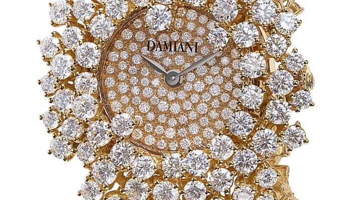 DAMIANI Mimosa含羞草系列18K黃金高級珠寶鑽錶。（圖片來源／DAMIANI 提供）