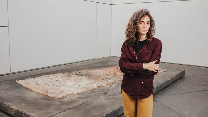 藝術家 Férielle Doulain-Zouari 的作品《耕耘土壤》