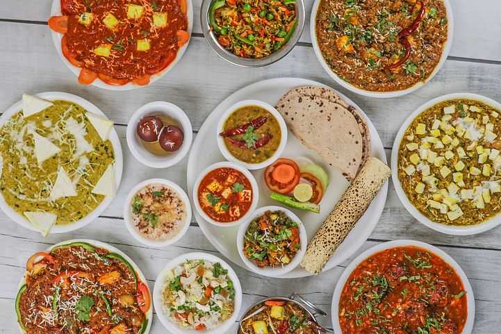 雖然印度食物雖多添有香料，呈紅、綠、黃等色，並非所有菜餚都叫「咖哩」。（Pixabay）