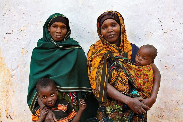 女女結婚但不是同性戀：非洲部落靠「多元成家」保障性別平權（圖／CDC @Unsplash）