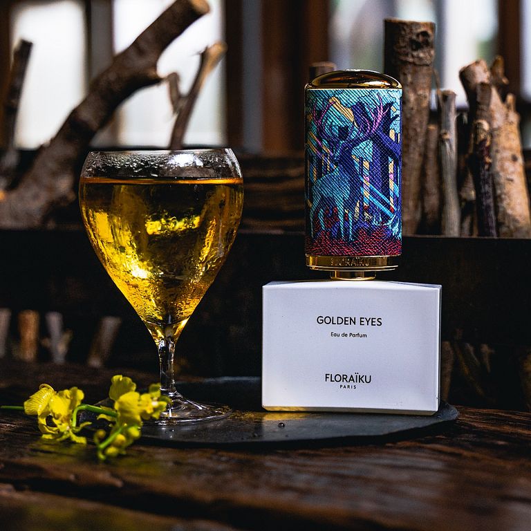 FLORAÏKU推出全新淡香精,更與酒吧一時無酉合作(圖/10/10 APOTHECARY 提供)