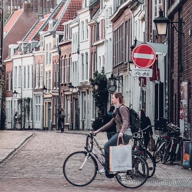 荷蘭人為什麼講話直率？（圖/ Robin Ooode @Unsplash）