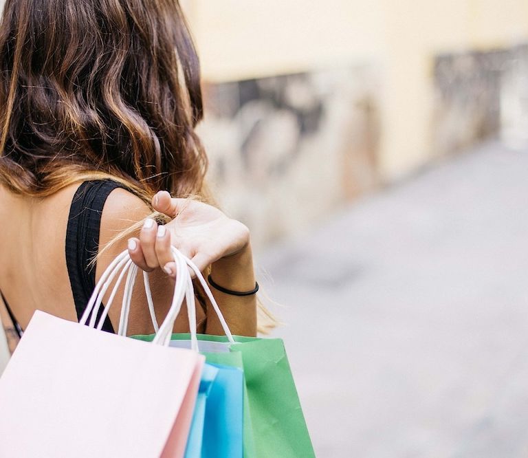 比信用卡更方便的「先買後付」開始流行、幣安被會計師解除合作,以及其他一週商業大事