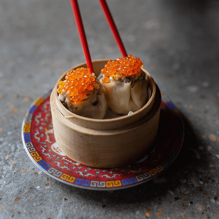 在傳統的中式燒賣內加入法式元素(圖/ Yam'Tcha Instagram)